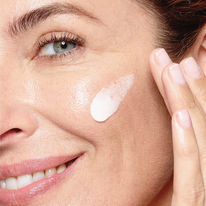 L'Oreal Paris Skincare Hydra-Renewal Face Moisturizer with Pro-Vitamin B5 for Dry Sensitive Skin, All-Day Hydration, 1.7 Oz - PrimeBioHealth - canada supplements